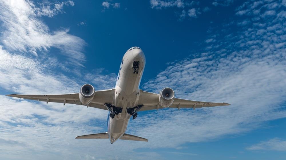 5471131649087502 plane