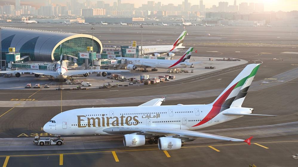 Emirates: &Epsilon;&gamma;&kappa;&alpha;&iota;&nu;&iota;ά&zeta;&epsilon;&iota; έ&nu;&alpha; &alpha;&pi;ό &tau;&alpha; &pi;&lambda;έ&omicron;&nu; &omicron;&lambda;&omicron;&kappa;&lambda;&eta;&rho;&omega;&mu;έ&nu;&alpha; &pi;&rho;&omicron;&gamma;&rho;ά&mu;&mu;&alpha;&tau;&alpha; &tau;&alpha;&xi;&iota;&delta;&iota;&omega;&tau;&iota;&kappa;ή&sigmaf; &alpha;&sigma;&phi;ά&lambda;&iota;&sigma;&eta;&sigmaf; &pi;&alpha;&gamma;&kappa;&omicron;&sigma;&mu;ί&omega;&sigmaf;