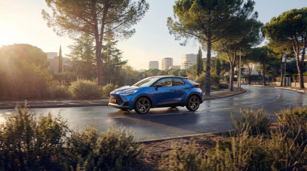 5593897883610664 Toyota C-HR -1