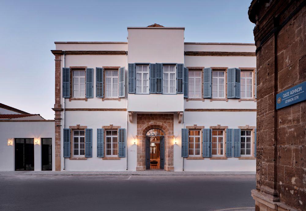 5593940728861113 Amyth of Nicosia Exterior 1