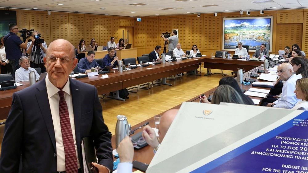 5610246347084510 ΠΡΟΥΠΟΛΟΓΙΣΜΟΣ-ΒΟΥΛΗ-ΜΑΚΗΣ