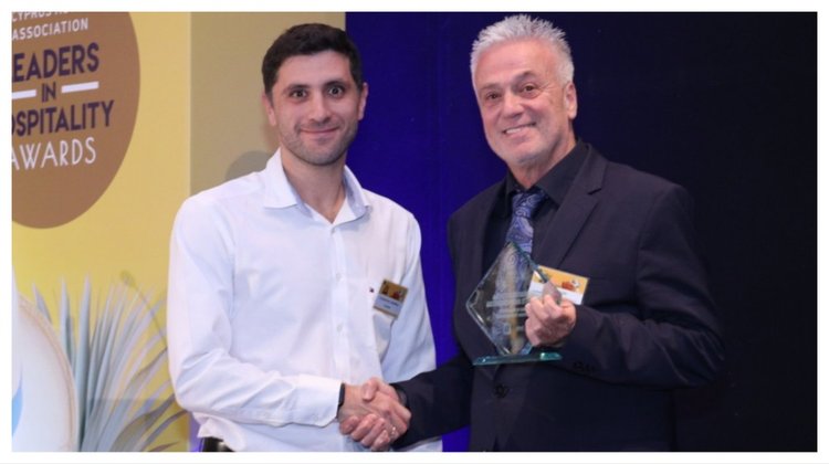 Βραβείο «Leader in Hospitality – Investor/Entrepreneur Award» στον Roni Aloni