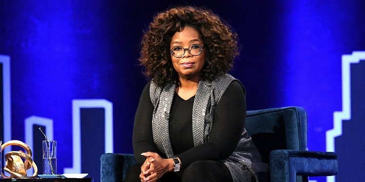 oprah-winfrey-lp-today-main-220430-52089c
