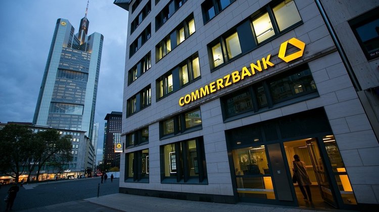 Commerzbank: Μειώνει κατά 3.900 τις θέσεις εργασίας-Η ανανεωμένη στρατηγική