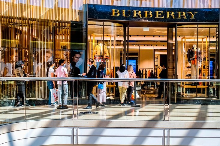 210628050346-01-burberry-store-file