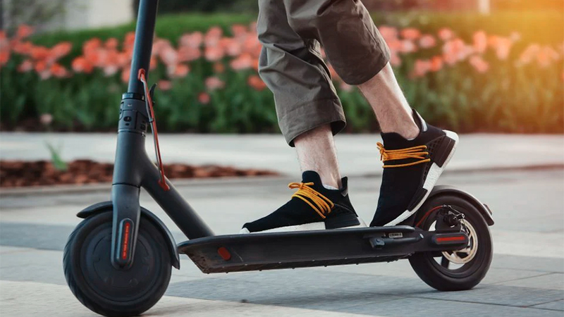 360110_e-scooters.jpg