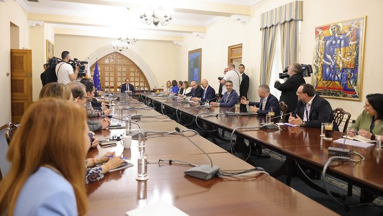 ΚΥΡΩΣΕΙΣ ΠΡΟΕΔΡΙΚΟ ΣΥΣΚΕΨΗ