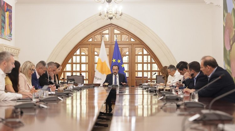 Αυστηρό μήνυμα Χριστοδουλίδη για τον φορολογικό μετασχηματισμό-«1η Ιανουαρίου απαρέγκλιτα, καμία παρέκκλιση»