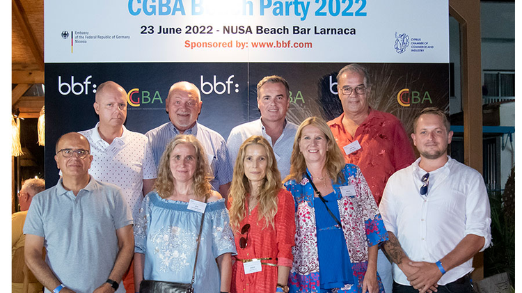 361553_beach-party.jpg