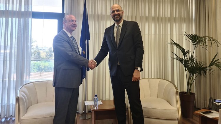 ΚΕΡΑΥΝΟΣ ΠΡΕΣΒΗΣ ΙΣΡΑΗΛ