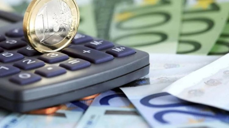 Υπερχρεωμένα τέσσερα στα δέκα νοικοκυριά στη Γερμανία