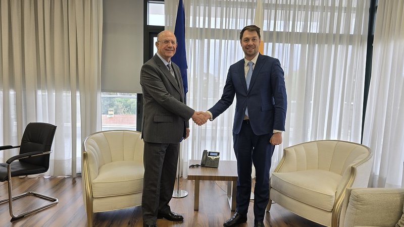 ΚΕΡΑΥΝΟΣ ΔΝΤ