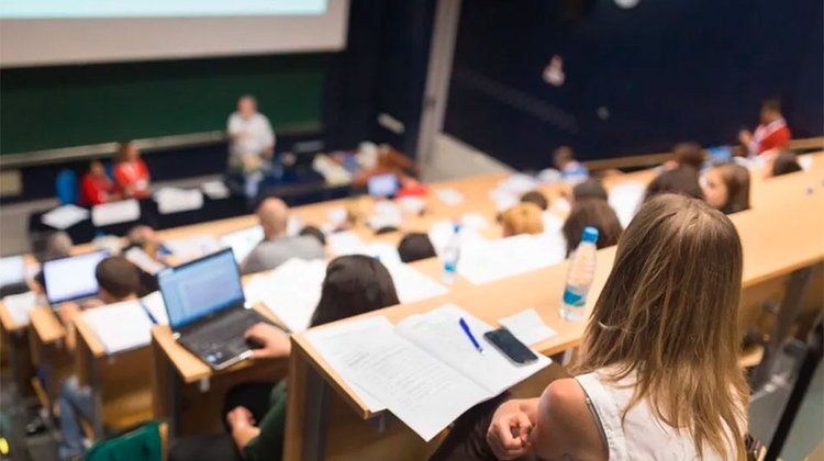 Εκτός υποτροφιών από το Ίδρυμα Κρατικών Υποτροφιών Κύπρου 348 δικαιούχοι φοιτητές