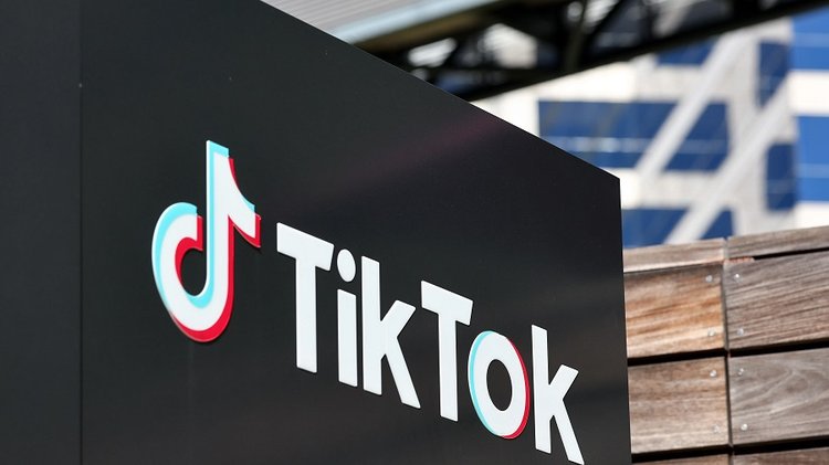 Αποκαθίσταται η πρόσβαση στο TikTok στις ΗΠΑ, η εταιρεία ευχαριστεί τον Τραμπ