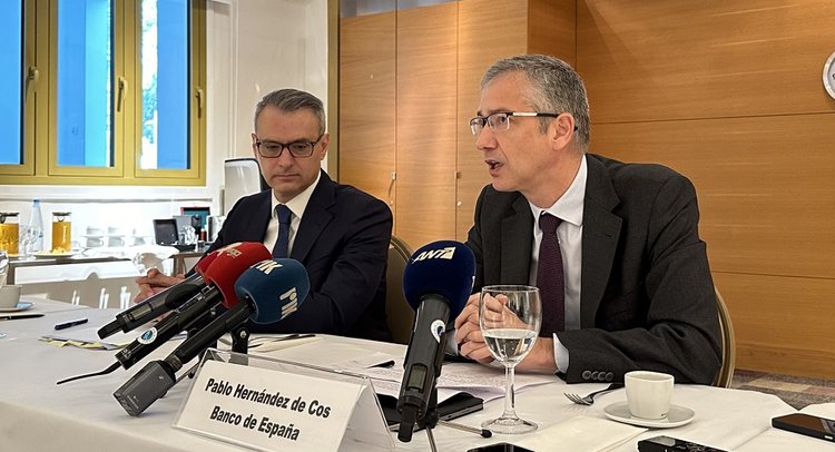 ισπανος κεντρικος τραπεζιτης