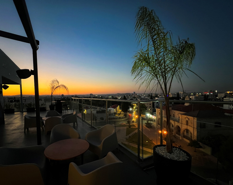 360403_memories-rooftop-bar.jpg