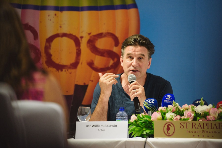 a85e357e-0fc2-49b8-a2f8-09001e6d16ad.jpg
