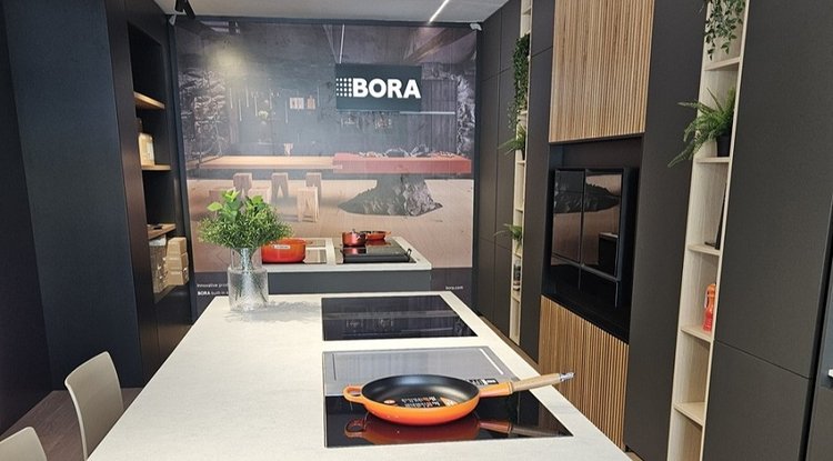 Bora 1