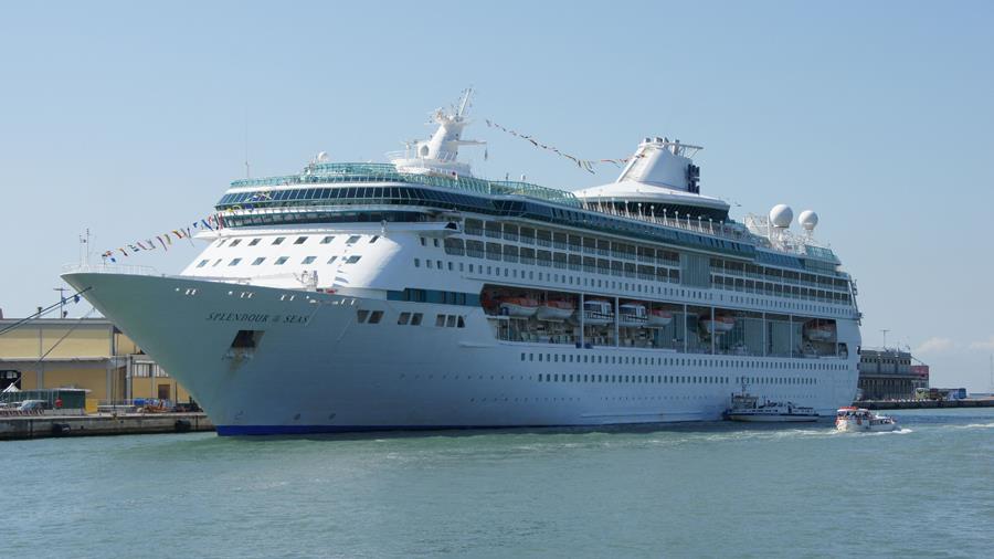 cruise greece