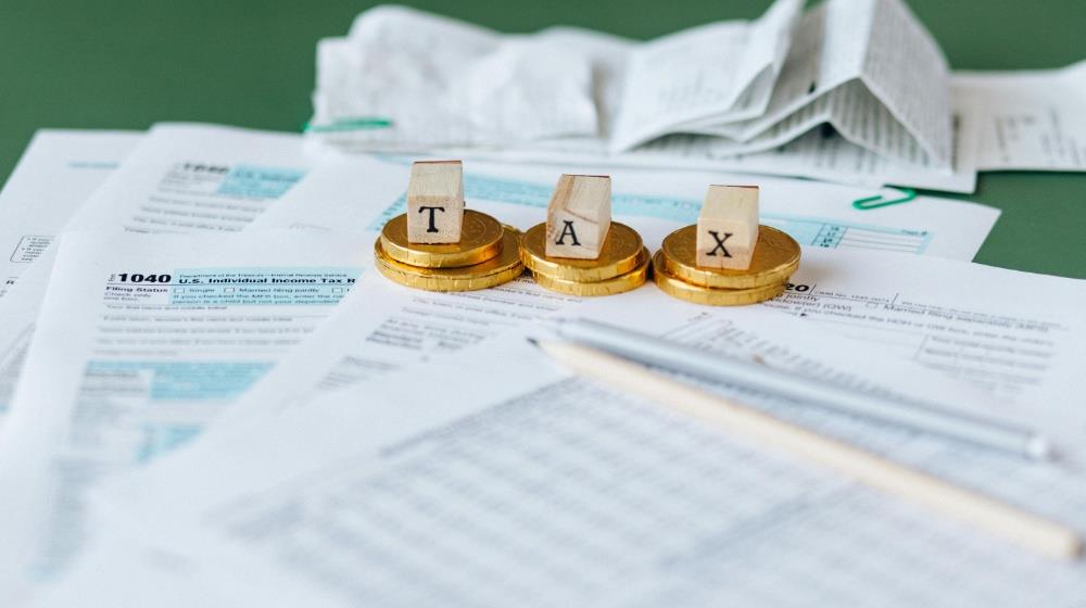 5259447862337205 tax