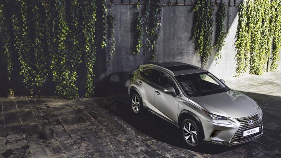 lexus cy