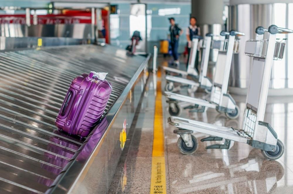 airport-123RF-1280x850