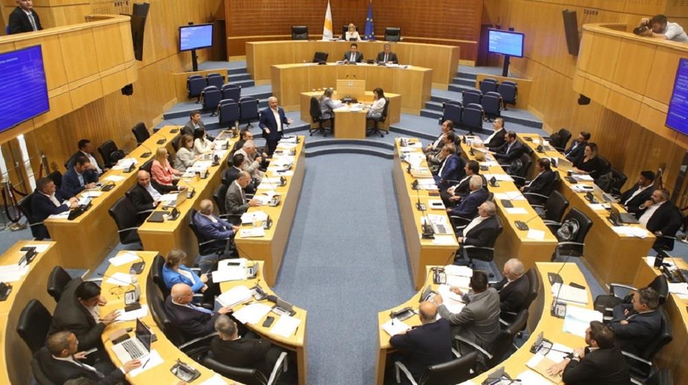 Μερικώς αποδεκτή η αναπομπή Χριστοδουλίδη για πολλαπλές συντάξεις-Ψήφισε τροποποιημένο κείμενο η Βουλή