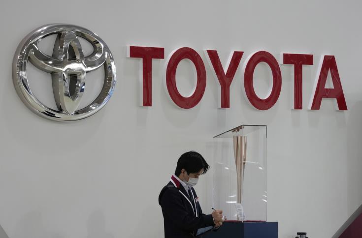 TOYOTA 