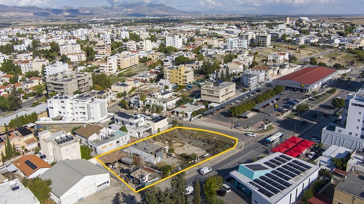 AstroBank: Προς πώληση οικιστικά και εμπορικά ακίνητα