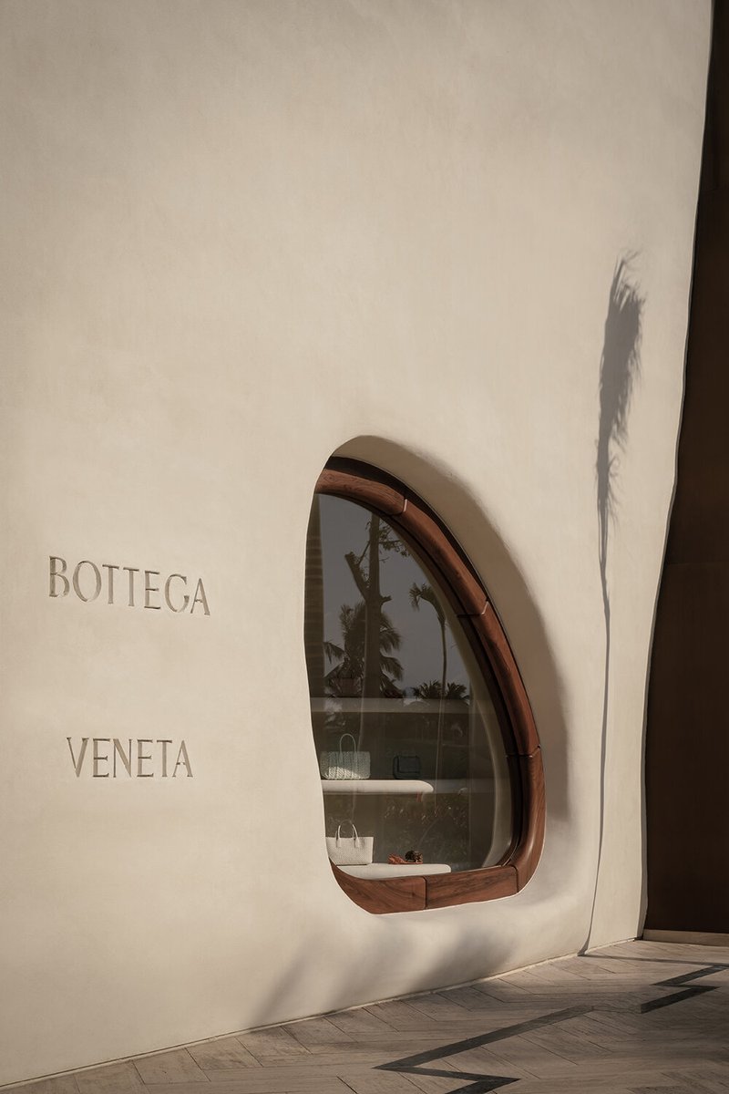 bottega-veneta-cancun-designboom-01