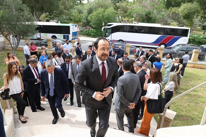 ΚΕΝΤΡΟ ΕΞΥΠΗΡΕΤΗΣΗΣ ΕΠΙΧΕΙΡΗΣΕΩΝ 10
