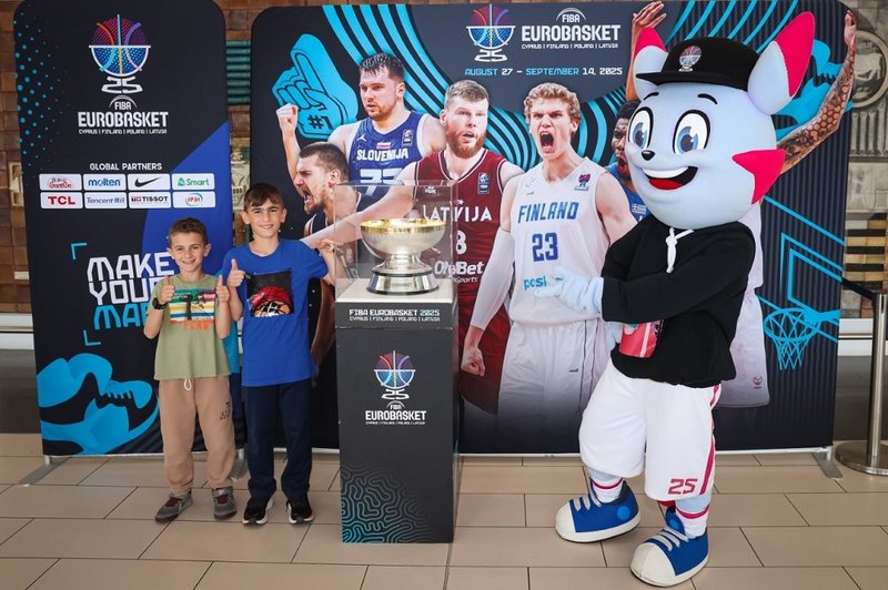 FIBA Eurobasket Trophy Larnaka Airport (3)