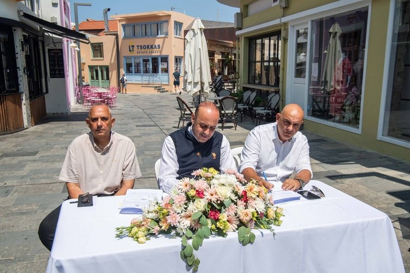 ΓΡΑΦΕΙΑ ΥΦΥΠΟΥΡΓΕΙΟΥ ΤΟΥΡΙΣΜΟΥ2
