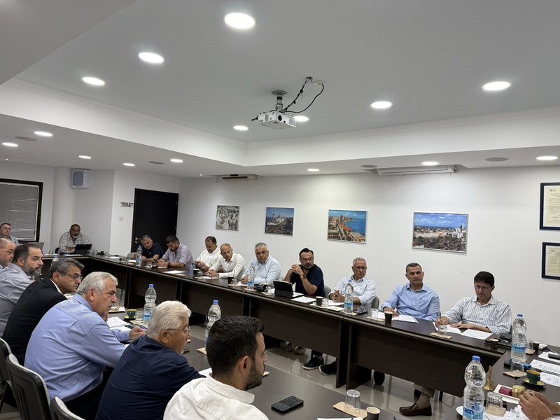 Συνάντηση του ΕΒΕ Αμμοχώστου με τον Υπουργό Εσωτερικών (4)
