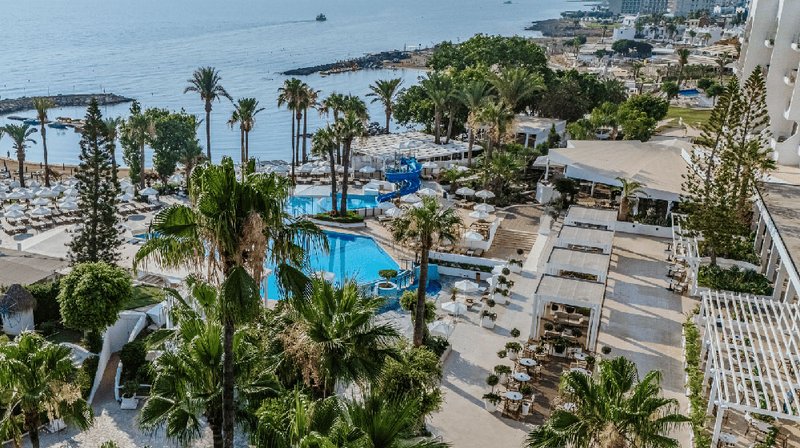 GOLDEN-COAST-BEACH-HOTEL