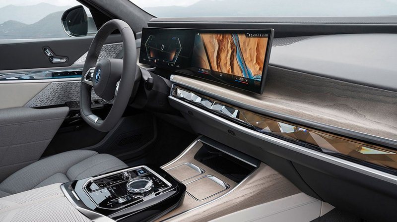 bmw7news4